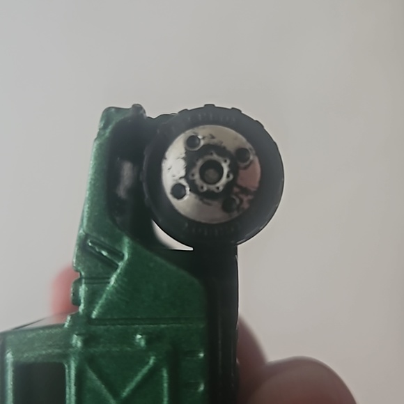 Matchbox Humvee - Picture 9 of 11